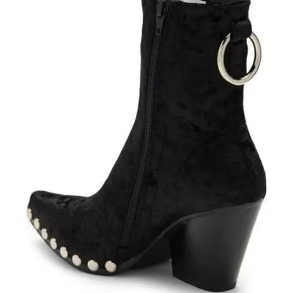 Jeffrey Campbell Walton Studded Bootie in Black Velvet Silver. Sz: 5.5 - Picture 2 of 14